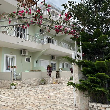 Villa Almar Sarandë Eksteriør billede
