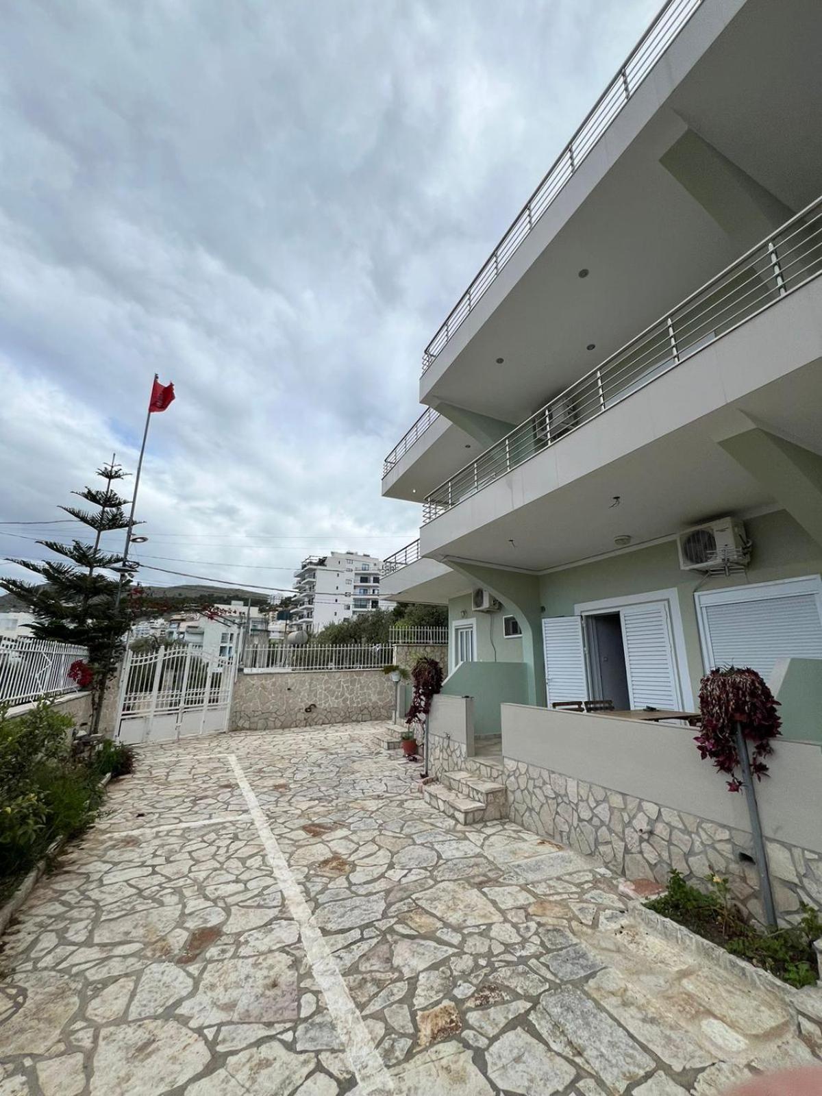 Villa Almar Sarandë Eksteriør billede