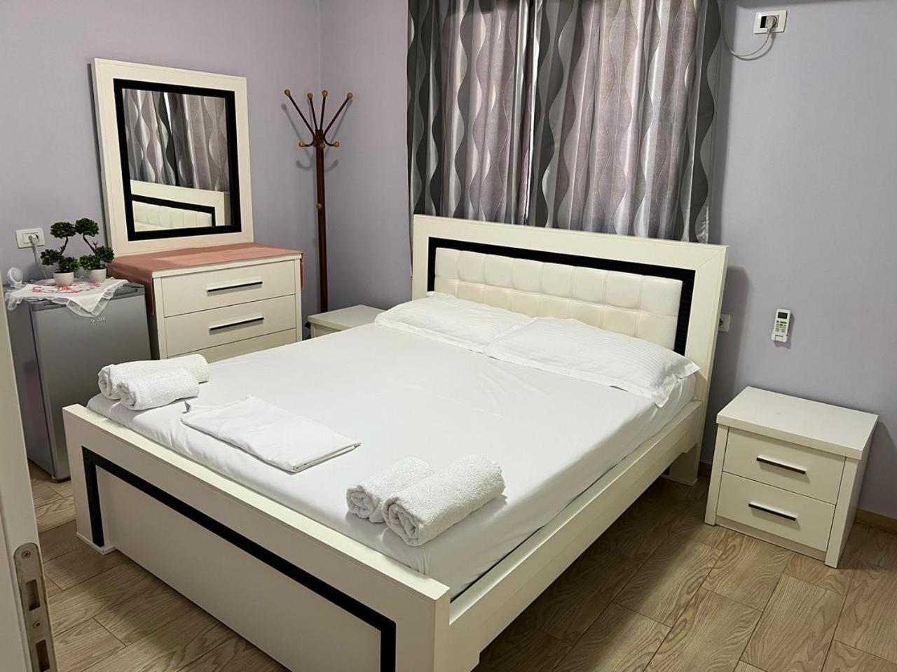 Villa Almar Sarandë Eksteriør billede