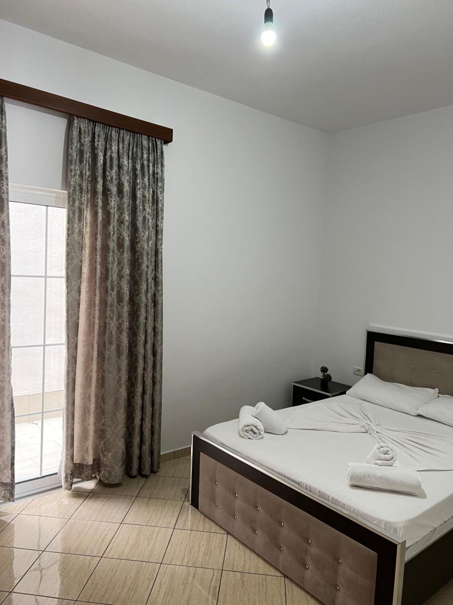 Villa Almar Sarandë Eksteriør billede