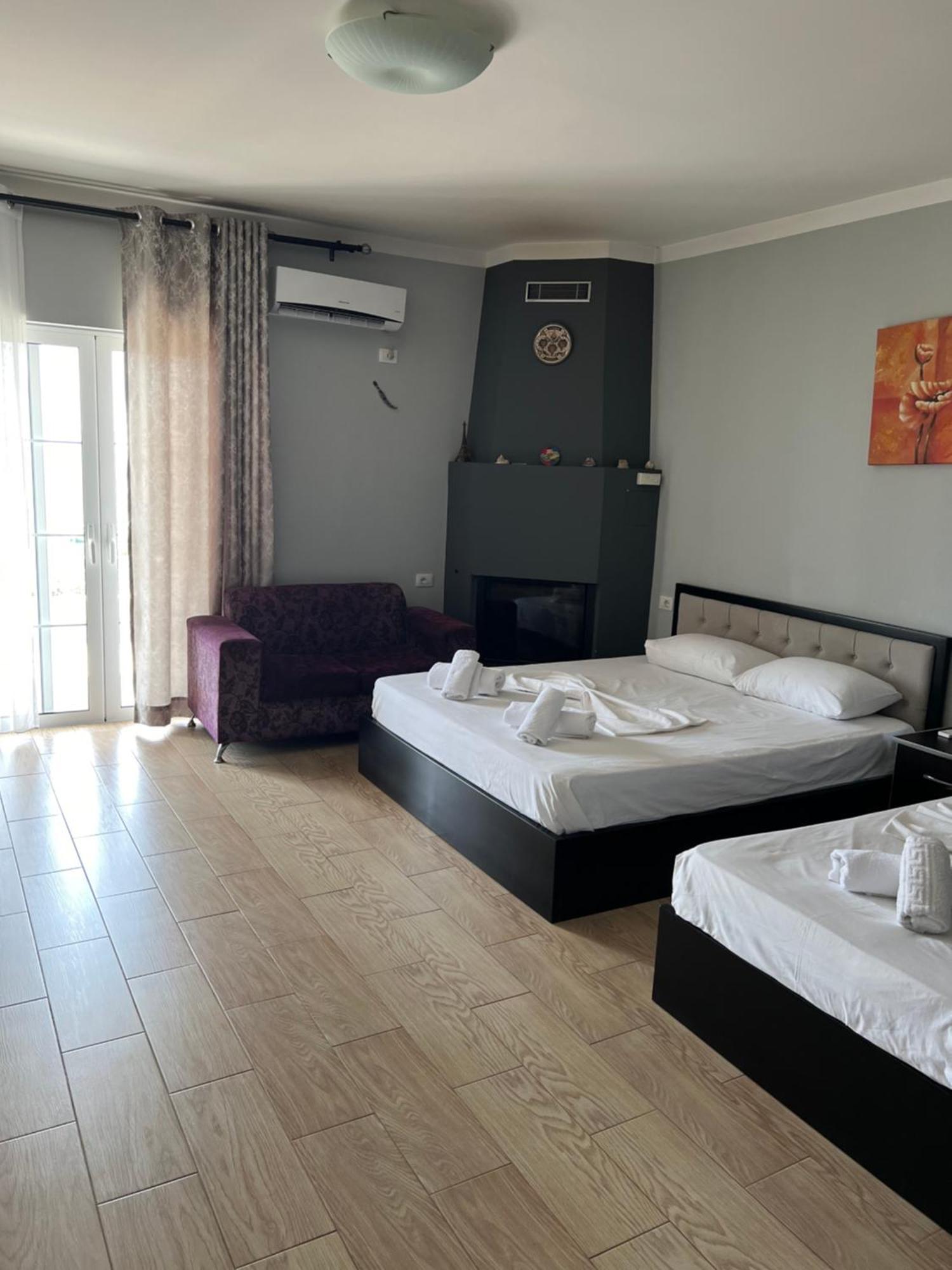 Villa Almar Sarandë Eksteriør billede