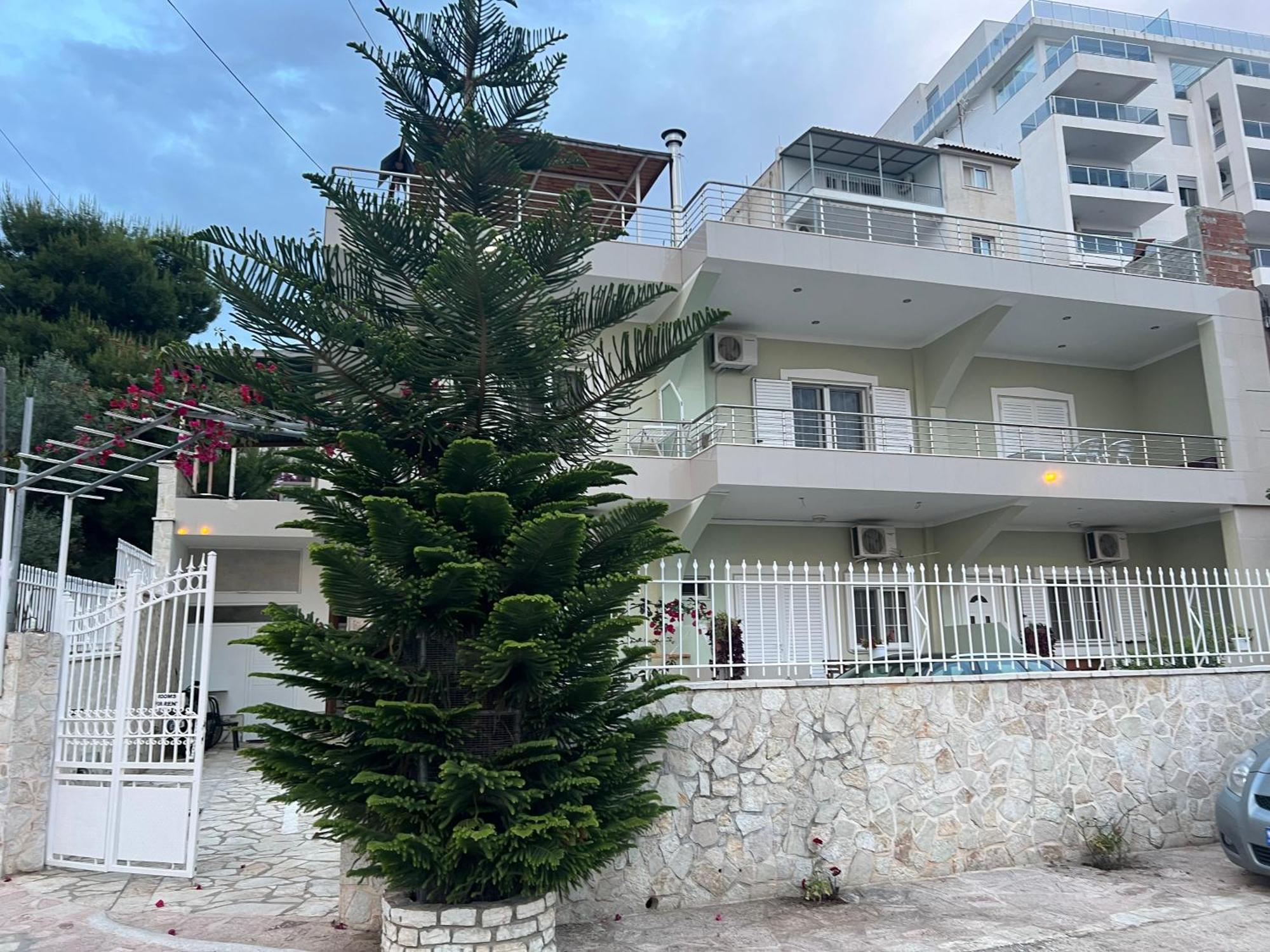 Villa Almar Sarandë Eksteriør billede