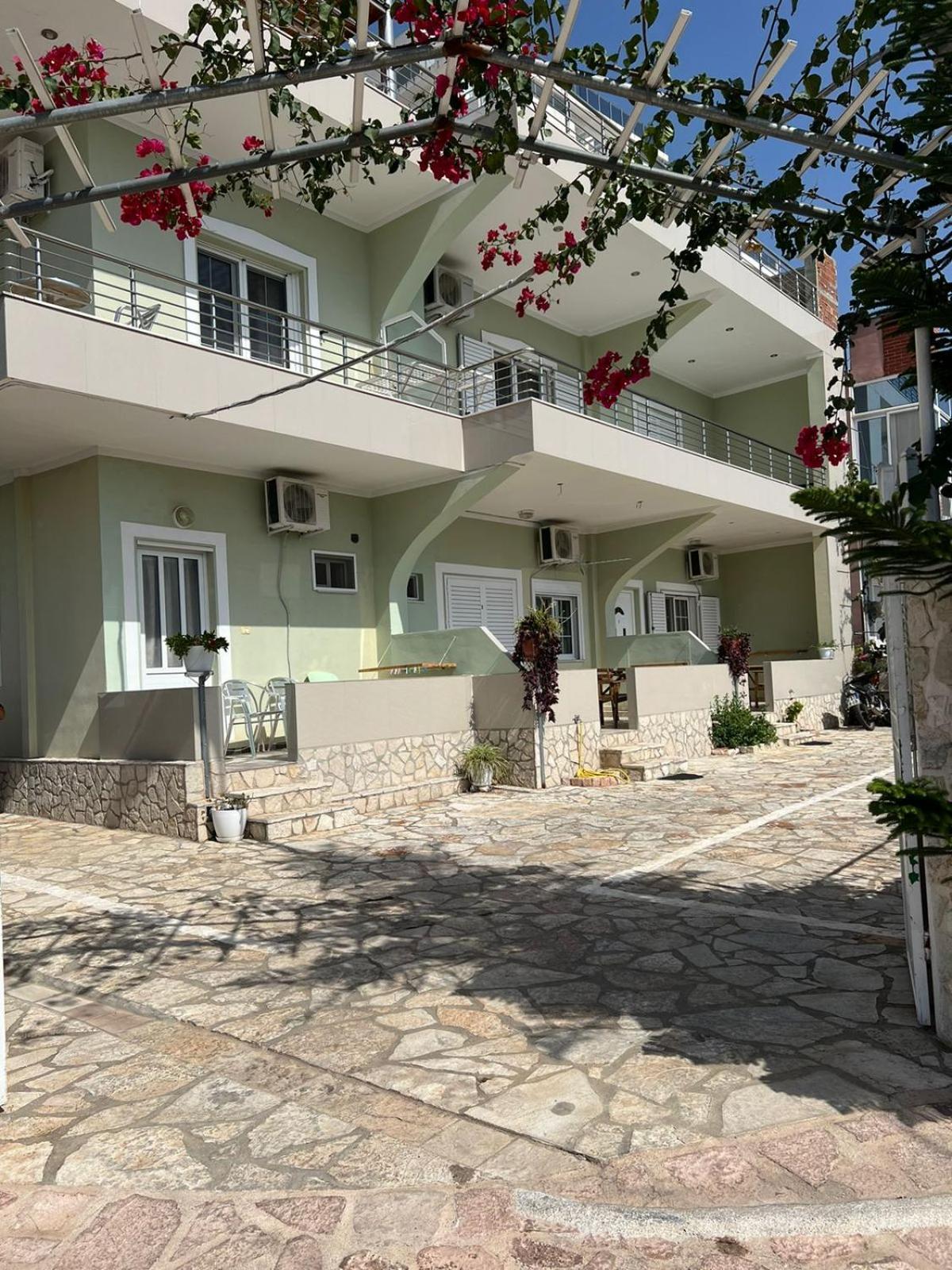 Villa Almar Sarandë Eksteriør billede